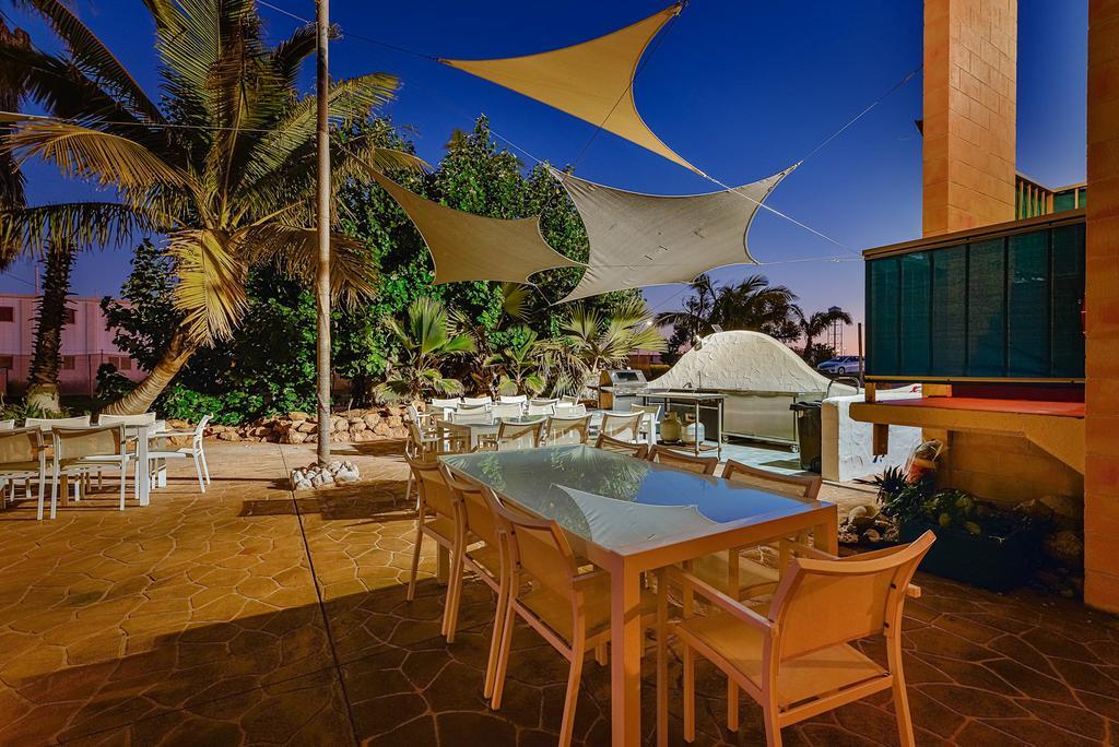 Sea Breeze Resort Exmouth Exterior foto